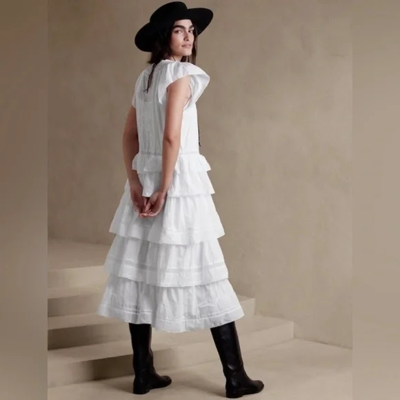 NWT! BANANA REPUBLIC BLACK SELENE EMBROIDERED MIDI DRESS - MULTIPLE SIZES - Picture 2 of 3